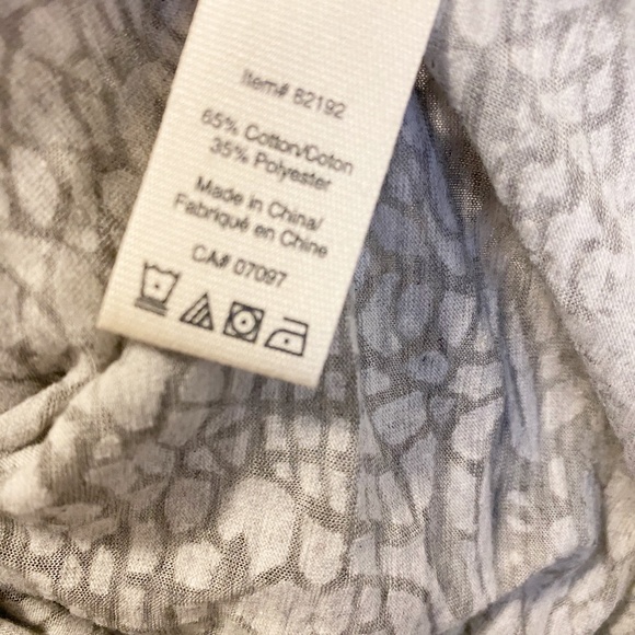 Nevada Grey Etched Floral Tall Tee Shirt Top M 8 - Picture 5 of 8